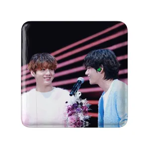 مگنت مربعی تهیونگ و جونگ کوک ویکوک گروه بی تی اس BTS