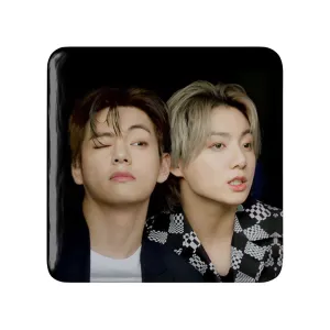مگنت مربعی تهیونگ و جونگ کوک ویکوک گروه بی تی اس BTS