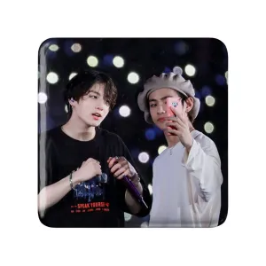 مگنت مربعی تهیونگ و جونگ کوک ویکوک گروه بی تی اس BTS