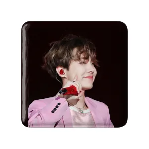 مگنت مربعی جی هوپ J Hope گروه بی تی اس BTS