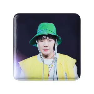 مگنت مربعی جی هوپ J Hope گروه بی تی اس BTS