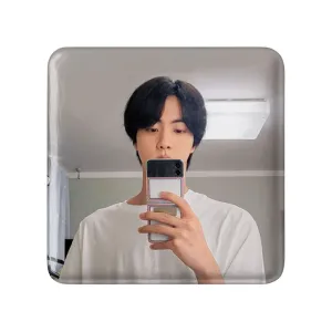 مگنت مربعی جین Jin گروه بی تی اس BTS