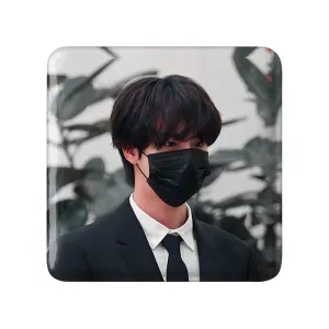 مگنت مربعی جین Jin گروه بی تی اس BTS