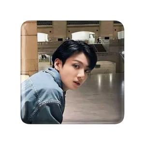 مگنت مربعی جونگ کوک Jung Kook گروه بی تی اس BTS