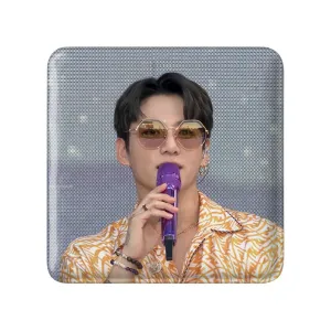 مگنت مربعی جونگ کوک Jung Kook گروه بی تی اس BTS