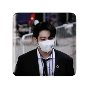 مگنت مربعی جونگ کوک Jung Kook گروه بی تی اس BTS