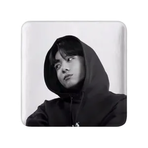 مگنت مربعی جونگ کوک Jung Kook گروه بی تی اس BTS