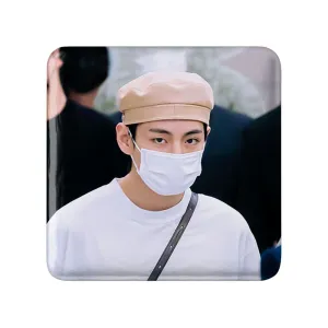 مگنت مربعی تهیونگ وی Taehyung گروه بی تی اس BTS
