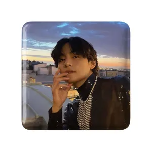 مگنت مربعی تهیونگ وی Taehyung گروه بی تی اس BTS