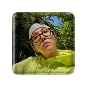 مگنت مربعی جی هوپ J Hope گروه بی تی اس BTS