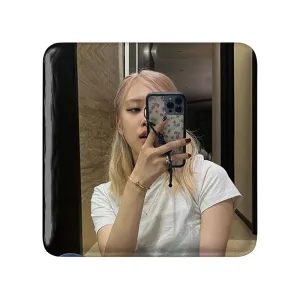 مگنت مربعی رزی گروه بلک پینک Black Pink