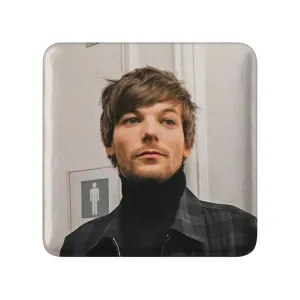مگنت مربعی لویی تاملینسون گروه موسیقی وان دایرکشن One Direction