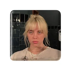 مگنت مربعی بیلی آیلیش Billie Eilish