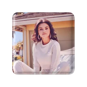 مگنت مربعی سلنا گومز Selena Gomez