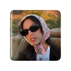 مگنت مربعی اولیویا رودریگو Olivia Rodrigo
