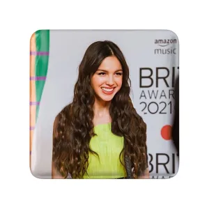 مگنت مربعی اولیویا رودریگو Olivia Rodrigo