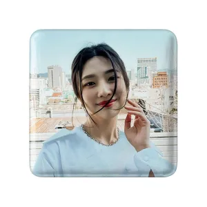 مگنت مربعی جوی گروه رد ولوت Red Velvet