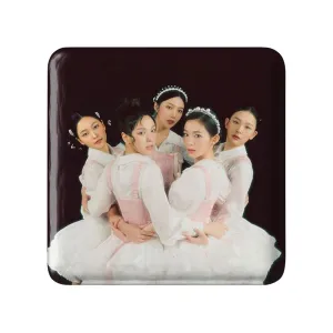 مگنت مربعی گروه رد ولوت Red Velvet