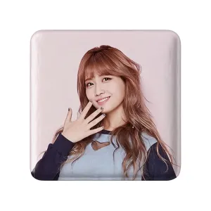 مگنت مربعی مومو گروه توایس TWICE