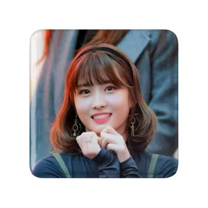 مگنت مربعی مومو گروه توایس TWICE