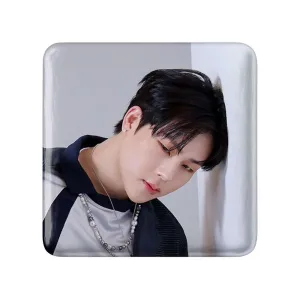مگنت مربعی جوهان گروه مانستا اکس MONSTA X