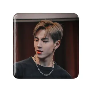 مگنت مربعی شونو گروه مانستا اکس MONSTA X
