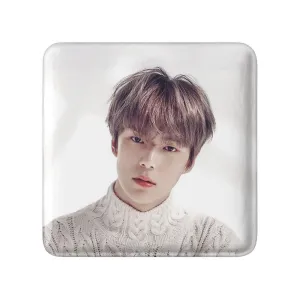 مگنت مربعی مینهیوک گروه مانستا اکس MONSTA X