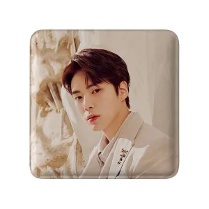 مگنت مربعی مینهیوک گروه مانستا اکس MONSTA X