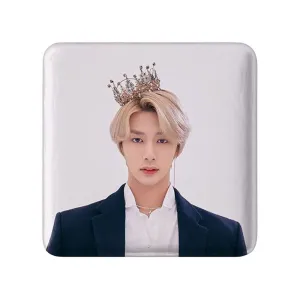 مگنت مربعی هیونگ وون گروه مانستا اکس MONSTA X