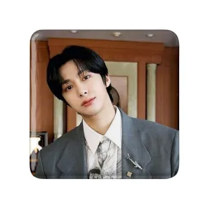 مگنت مربعی هیونگ وون گروه مانستا اکس MONSTA X