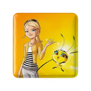 مگنت مربعی دختر کفشدوزکی کویین بی