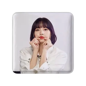 مگنت مربعی لیسا گروه بلک پینک Black Pink
