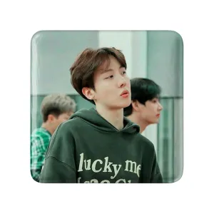 مگنت مربعی جی هوپ J Hope گروه بی تی اس BTS