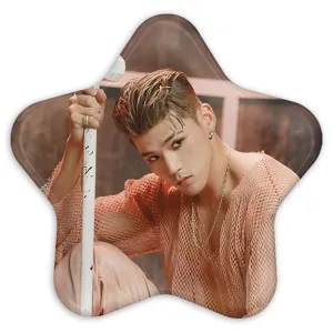 پیکسل ستاره ای بی ام گروه کارد KARD