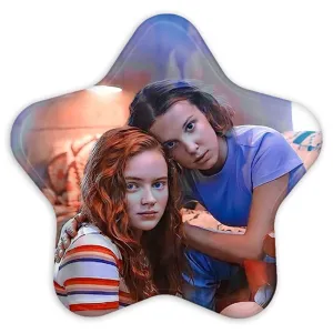 پیکسل ستاره ای الون و مکس سریال استرنجر تینگز Stranger Things