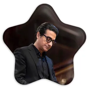 پیکسل ستاره ای همایون شجریان