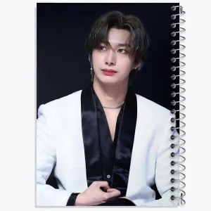 دفتر هیونگ وون گروه مانستا اکس MONSTA X