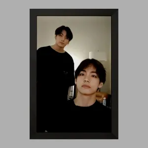 تابلو  تهیونگ و جونگ کوک ویکوک گروه بی تی اس BTS