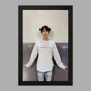 تابلو جین Jin گروه بی تی اس BTS
