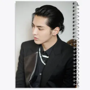 دفتر کریس وو گروه اکسو EXO
