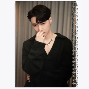 دفتر لی گروه اکسو EXO