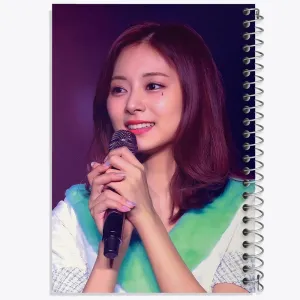 دفتر جویی گروه توایس TWICE