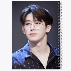 دفتر ونهو گروه مانستا اکس Monsta X