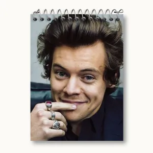دفتر یادداشت هری استایلز گروه موسیقی وان دایرکشن One Direction