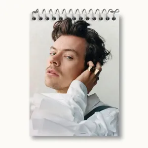 دفتر یادداشت هری استایلز گروه موسیقی وان دایرکشن One Direction