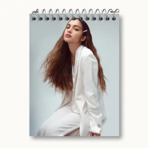 دفتر یادداشت اولیویا رودریگو Olivia Rodrigo