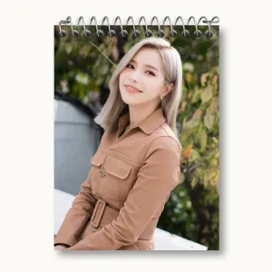 دفتر یادداشت سولار گروه مامامو Mamamoo