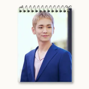 دفتر یادداشت کی گروه شاینی Shinee