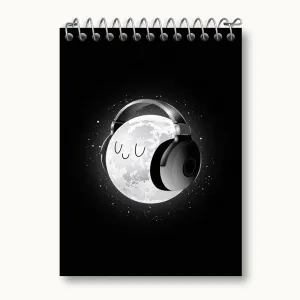 دفتر یادداشت ماه