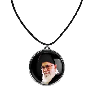 گردنبند تصویر رهبر